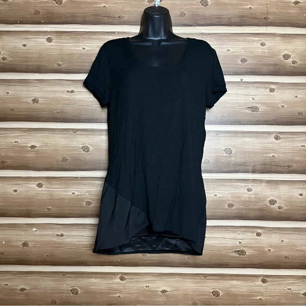 8/$25 Tahari women short sleeve black tunic blouse size M - Picture 1 of 10